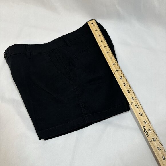 Amazon Essentials Women's Black Chino Shorts Size 8 NWOT Pockets Zipped Button - Picture 6 of 10